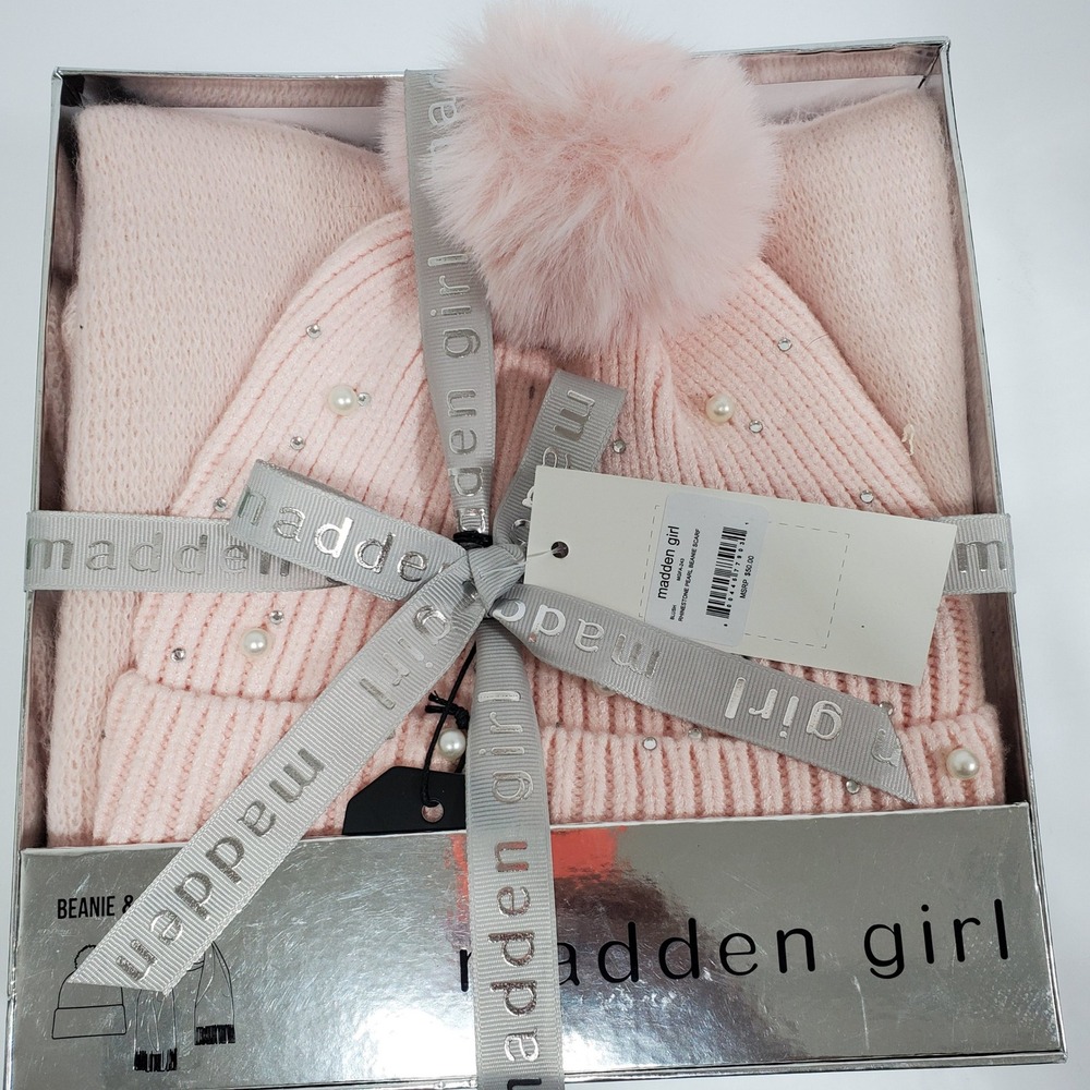 Madden Girl Beanie Scarf Set Womens OS Blush NWT Rhinestone Pearl MGFA-243